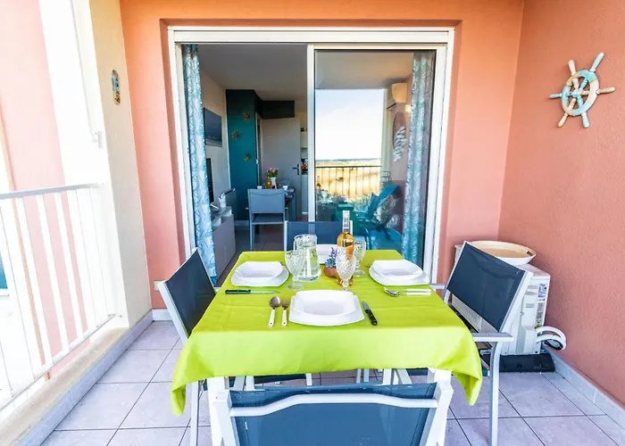 Les Colonnes De Circe By Interhome Lejlighed